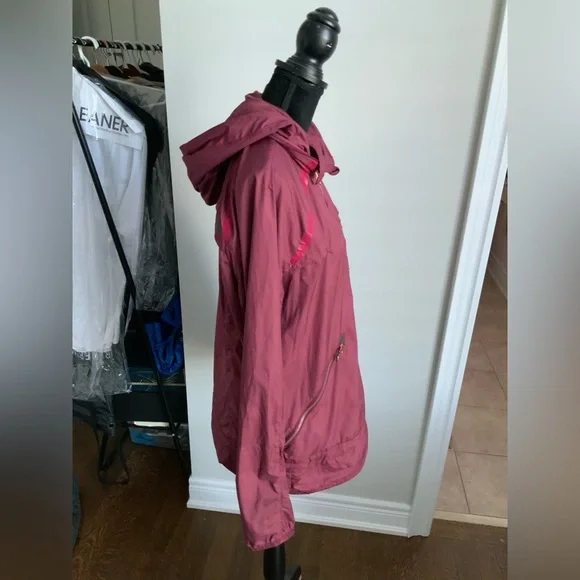 LULULEMON Miss Misty Pullover Windbreaker Jacket Rust Berry Women’s Size 8 Reg - Picture 7 of 13